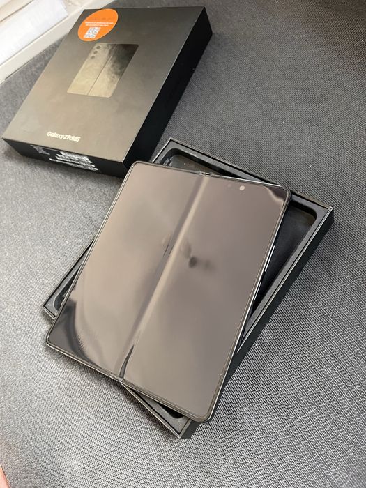 Samsung Z Fold 5 512GB 5G Black 12GB RAM Dual Sim