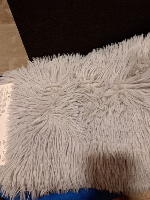 Fata de perna decorativa,gri si manusi din bumbac pentru baie