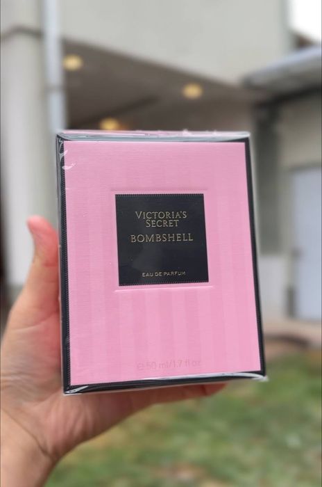 Victoria Secret Bombshell