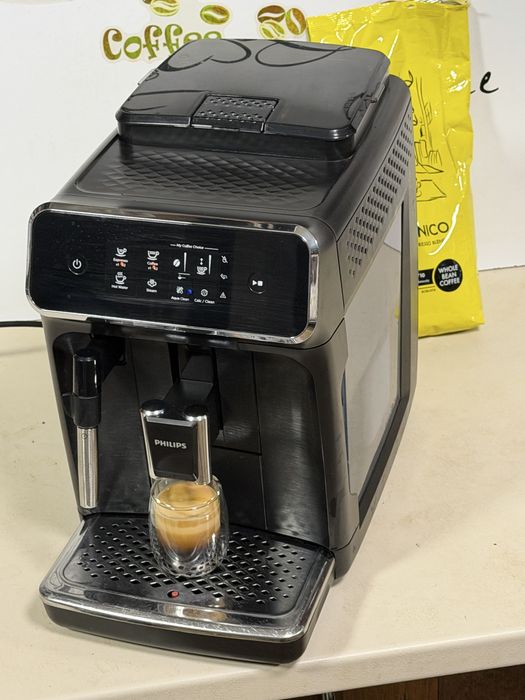 Кафемашина кафе автомат Philips EP2220 с гаранция