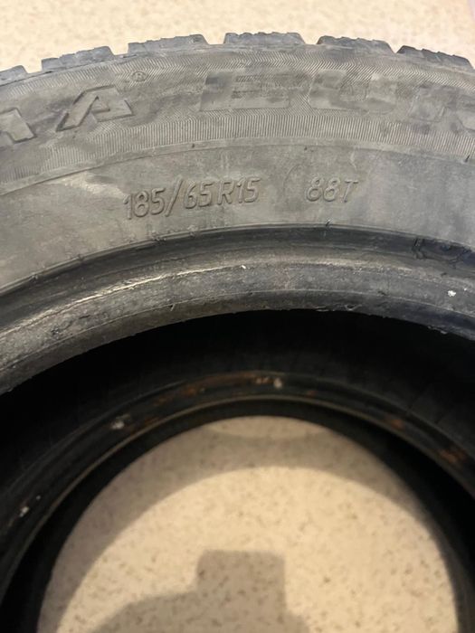 Шины 1 штук б/у