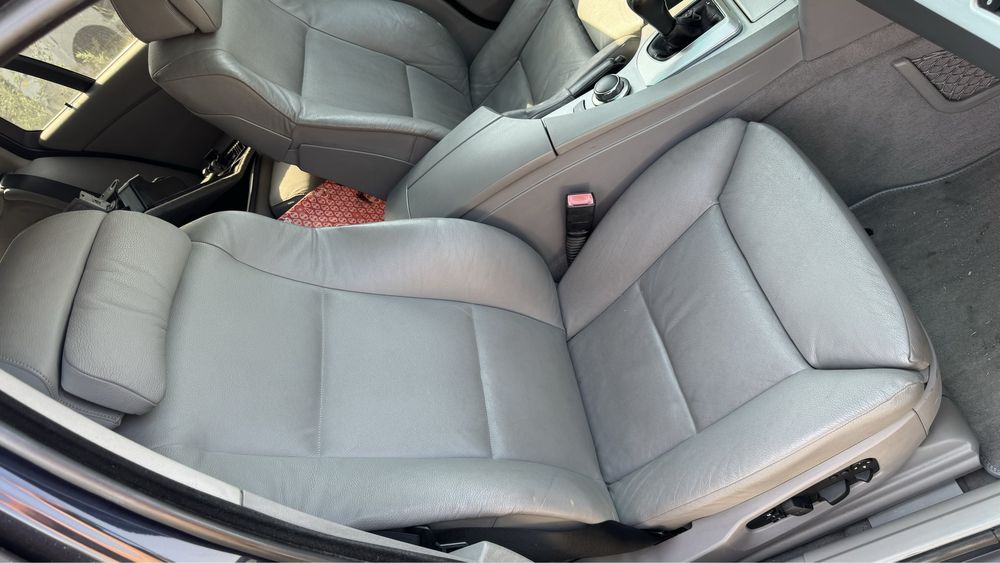 BMW E61 Кожен Салон