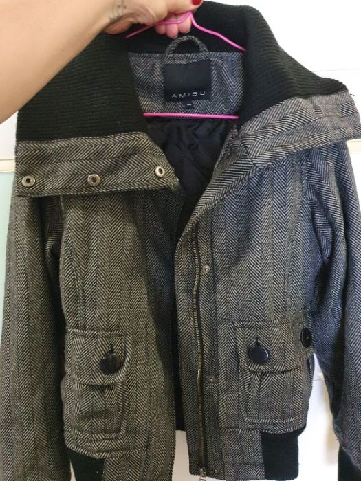 Продавам дамско палто Amisu С/М