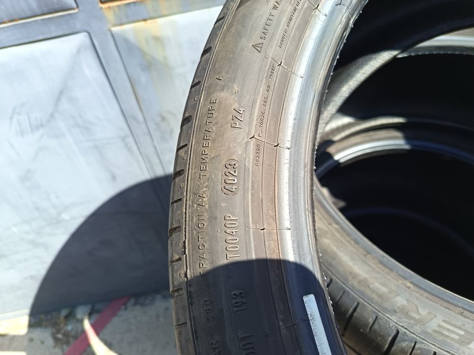 Anvelope vara 245 40 20 și 275 35 20 pirelli 5-6mm