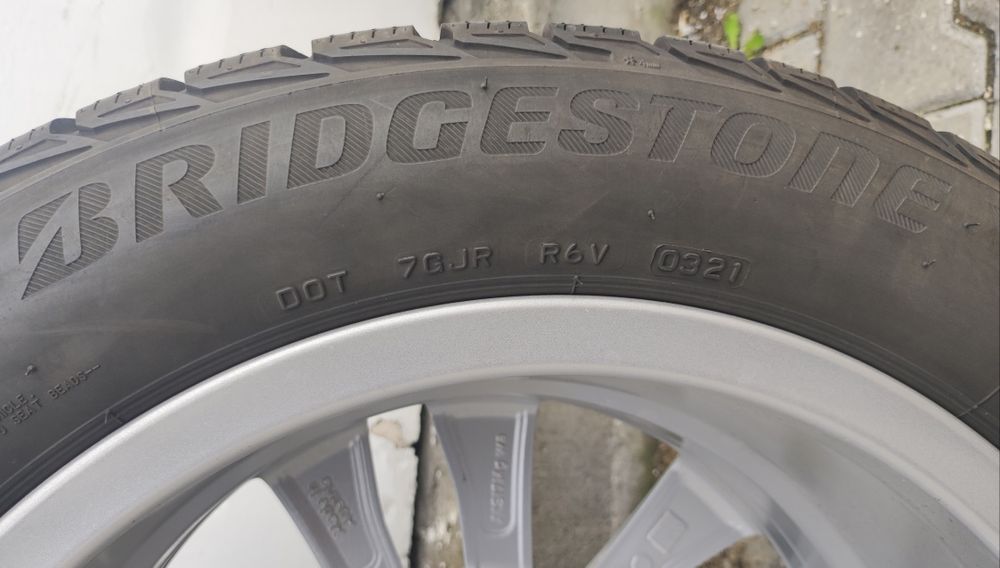 Jante aliaj originale Mercedes R17, anvelope M+S Bridgestone 225 50 17