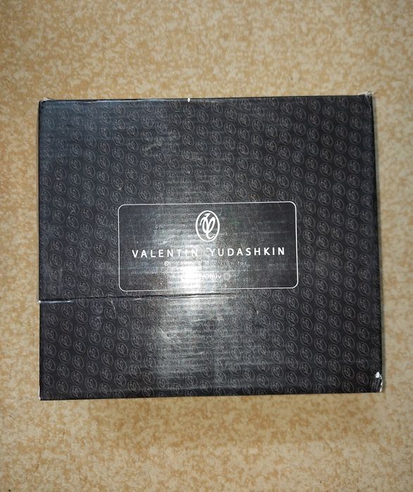 Продам туфли новые