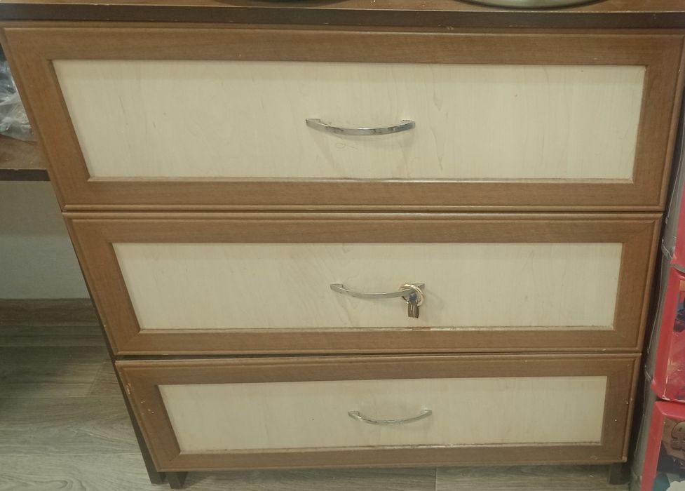 Продам мебель.  Самовывоз