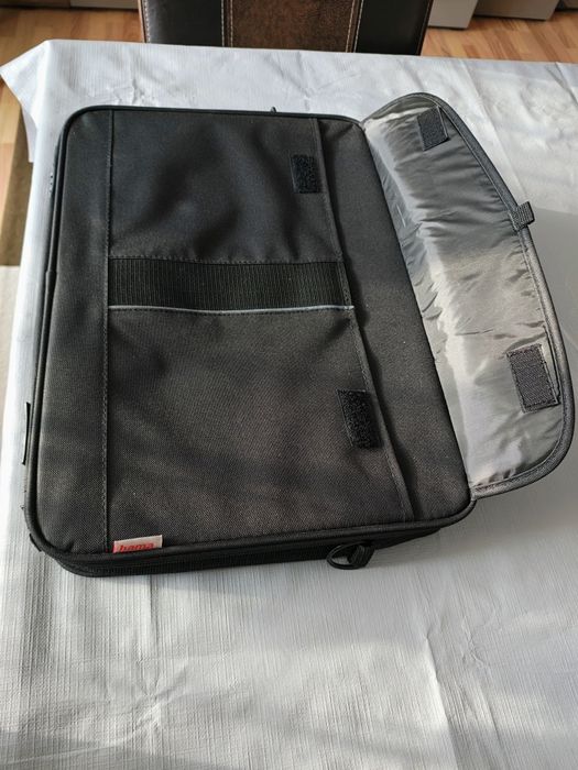 Geanta Laptop Hama Preț.60 lei.