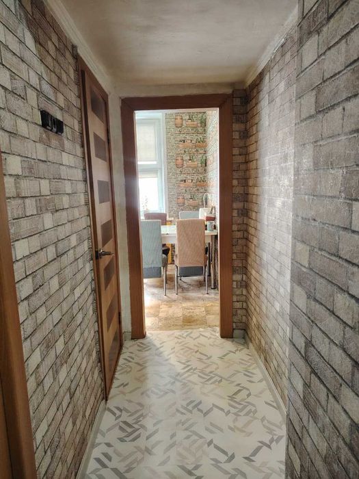 Продам 2-х квартиру кирпич 4/5эт, 60 кв.ул.Казахстан д.118