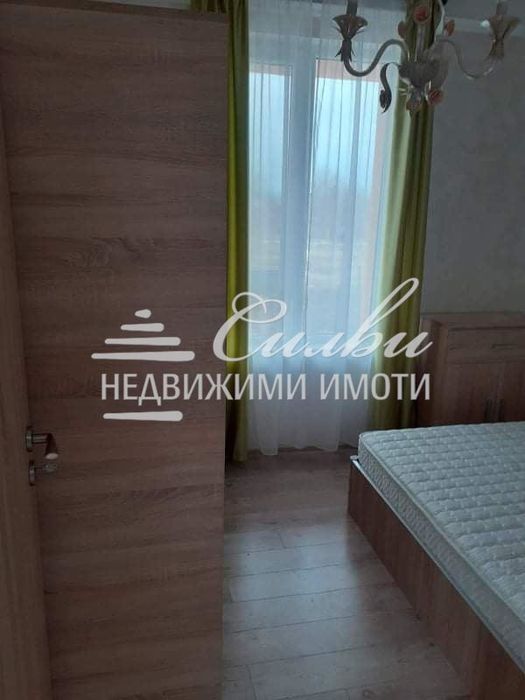 Дава се под наем Тристаен апартамент в Шумен, Пазара - 75 кв.м за 408 € - Снимка #4