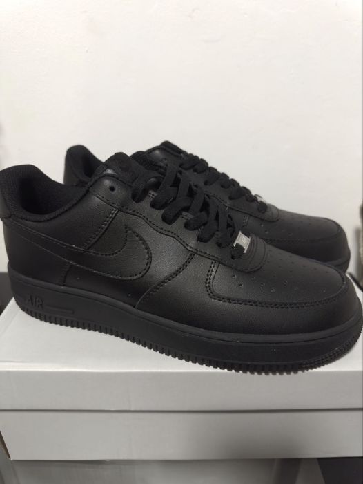 Nike Air Force 1 Black