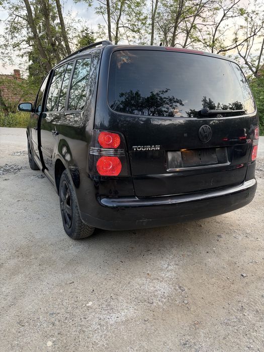 VOLKSWAGEN Touran 2006 — imagine 4