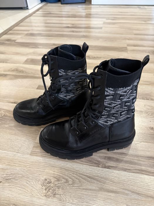 Дамски боти Guess