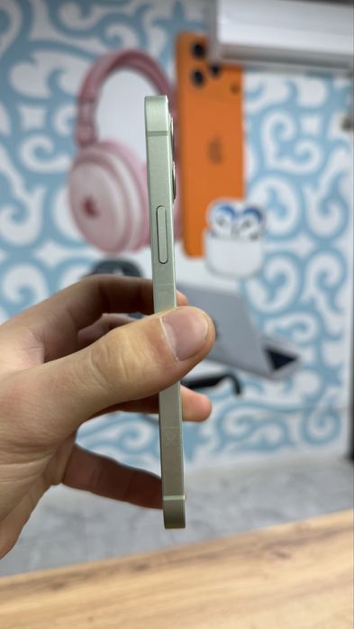 iPhone 12 64