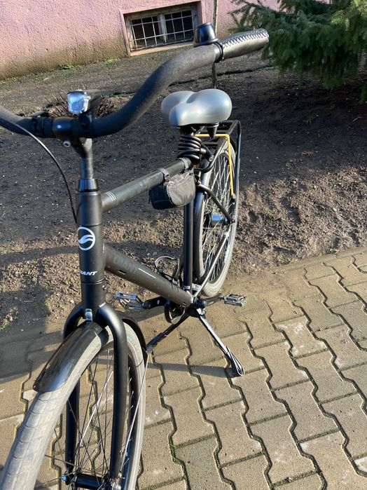 Vând Bicicletă Giant