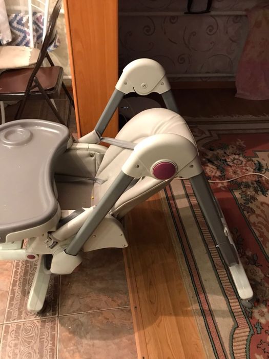 Продам стульчик для кормление