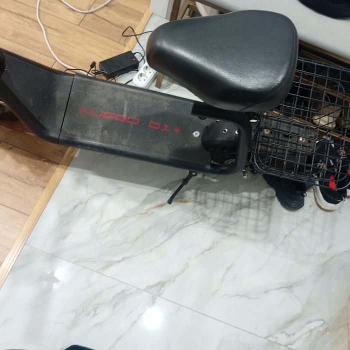 Электро самокат куго c1+