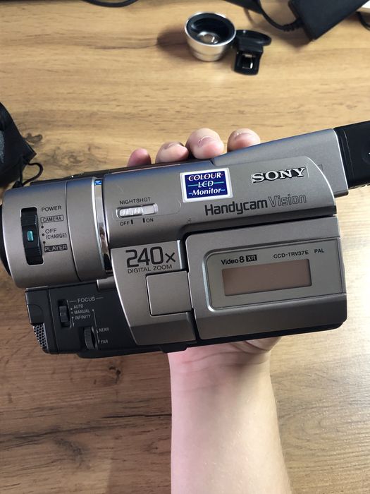Y2k Видеокамера Sony CCD-TRV37e