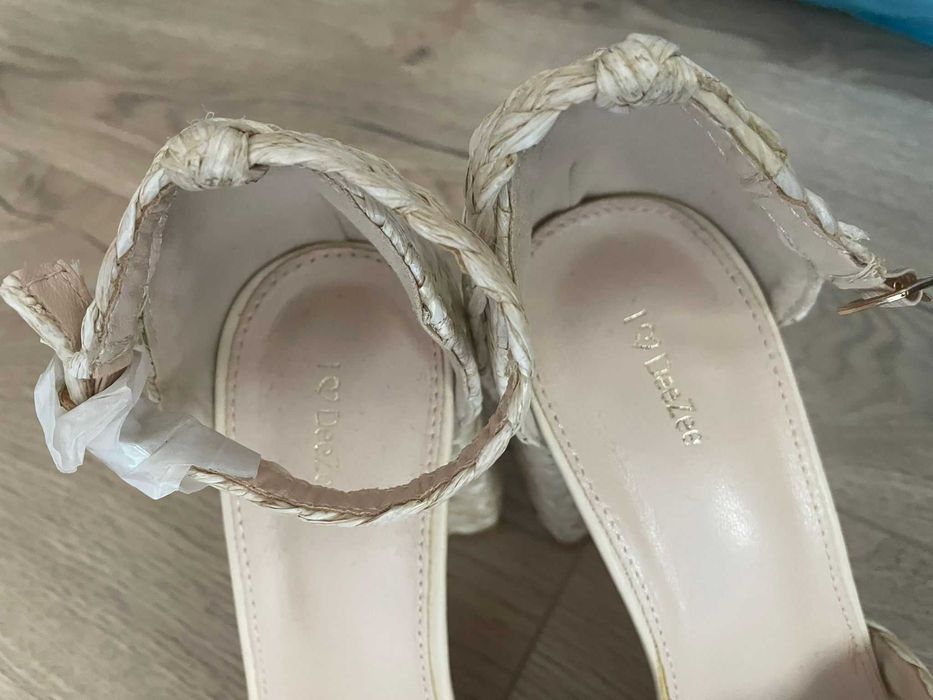 Sandale inalte, elegante, culoarea BEJ NUDE - PRODUS NOU
