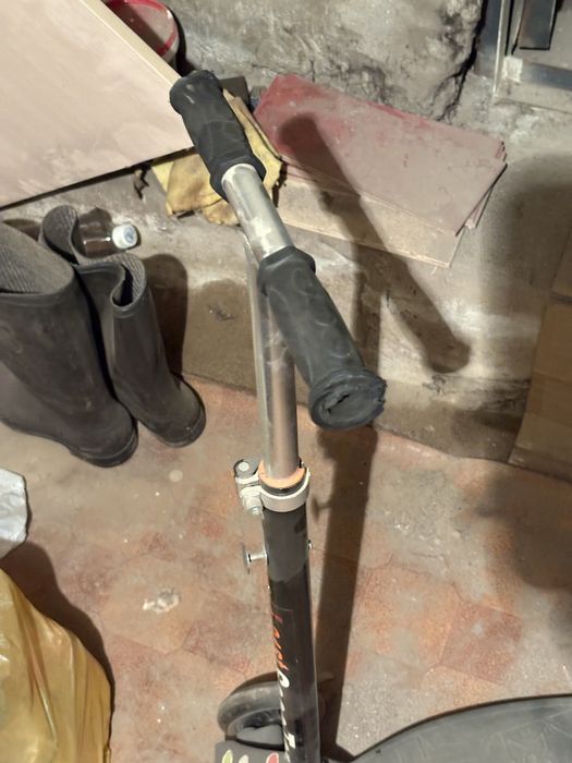 Продам детский самокат