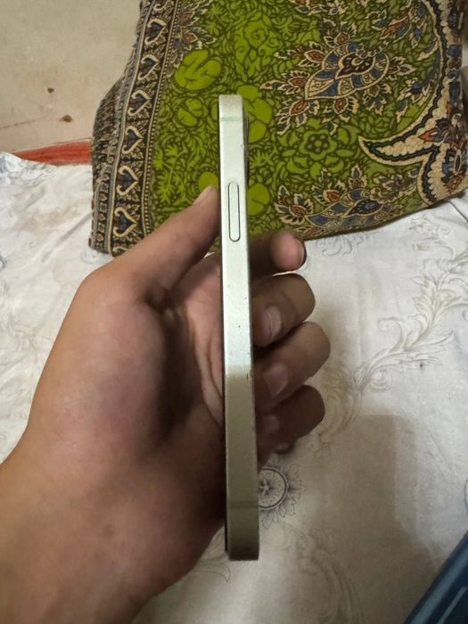 IPhone 12 mini och yashil