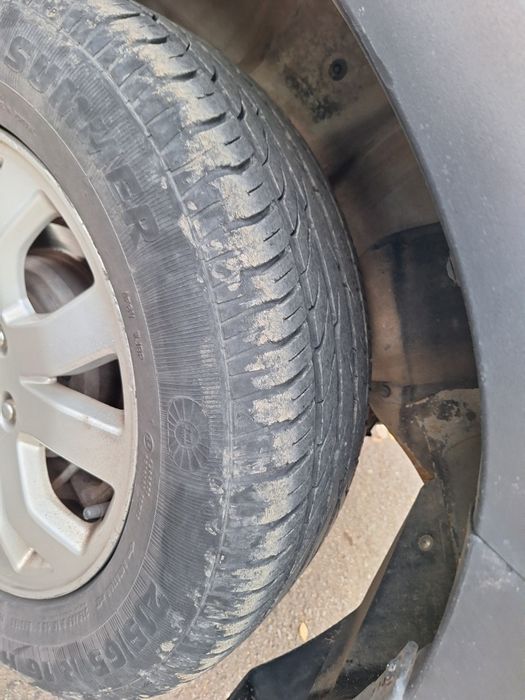 Гуми 215/65/16 втора употреба летни