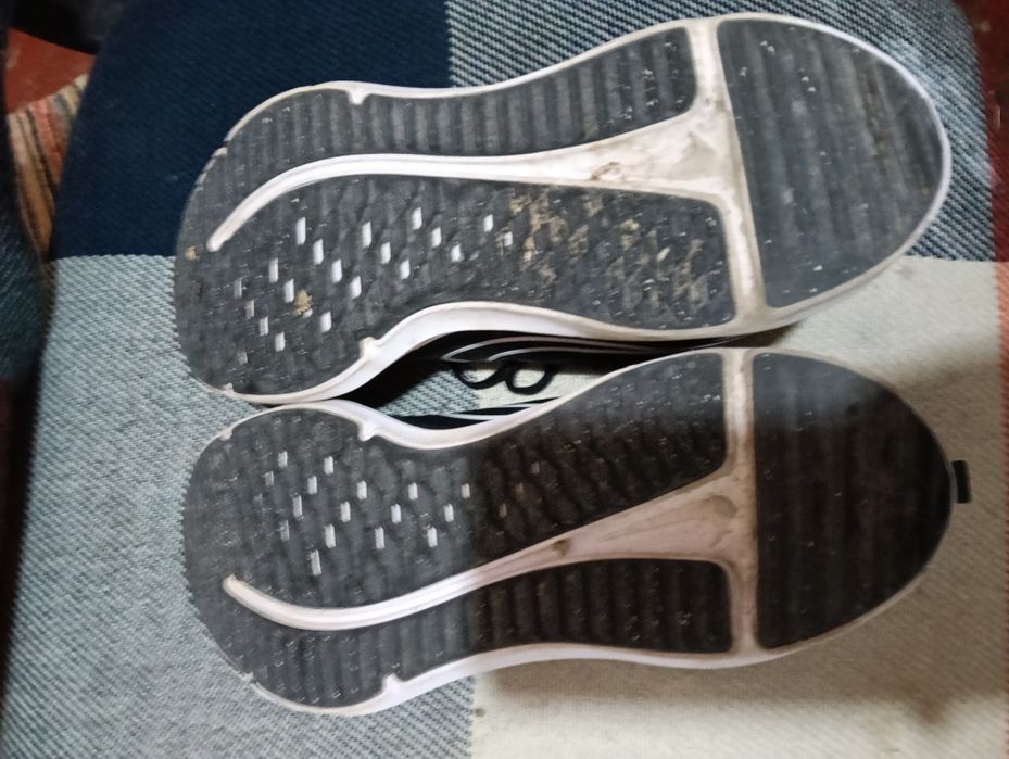 Adidași Nike originali mărimea 36