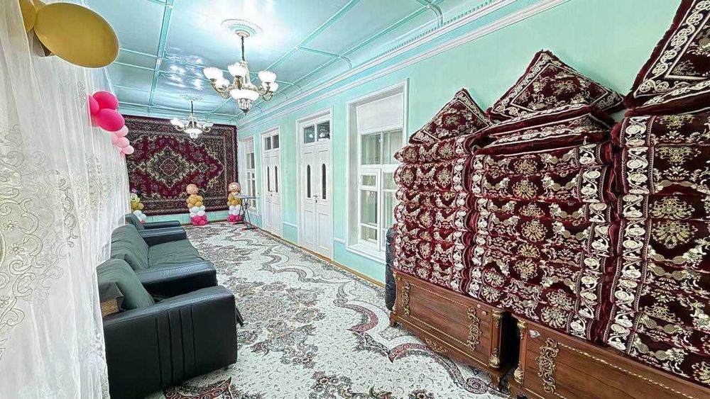 Срочна ховли уй сотилади