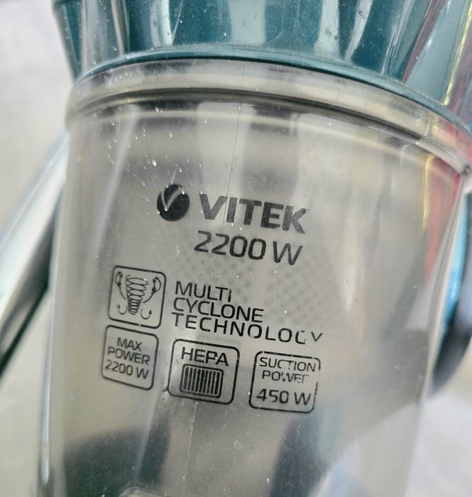 Aspirator fără sac Vitek 2200w