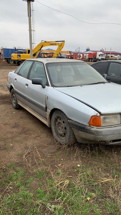 Продам Ауди 80 б3