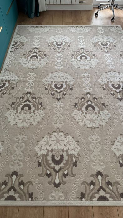 Продам ковер 190х250