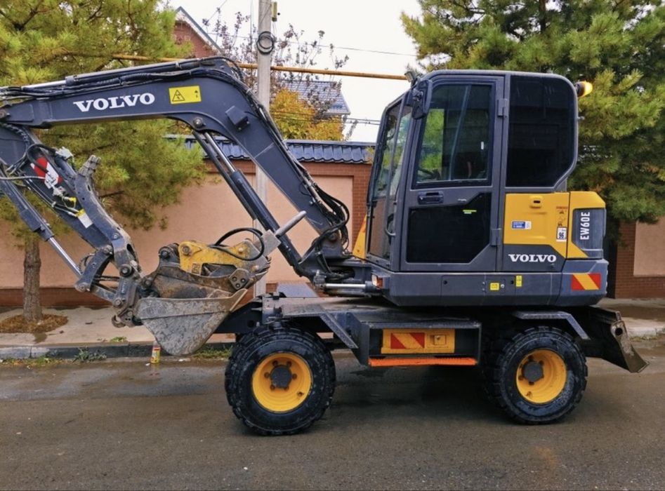 Услуги мини экскаватор малютка