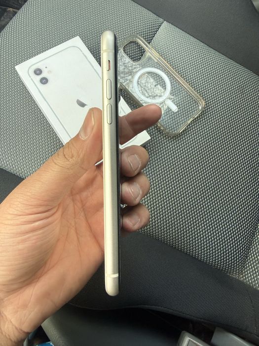 Iphone 11 xolati edial 92%yomkis 64Gb