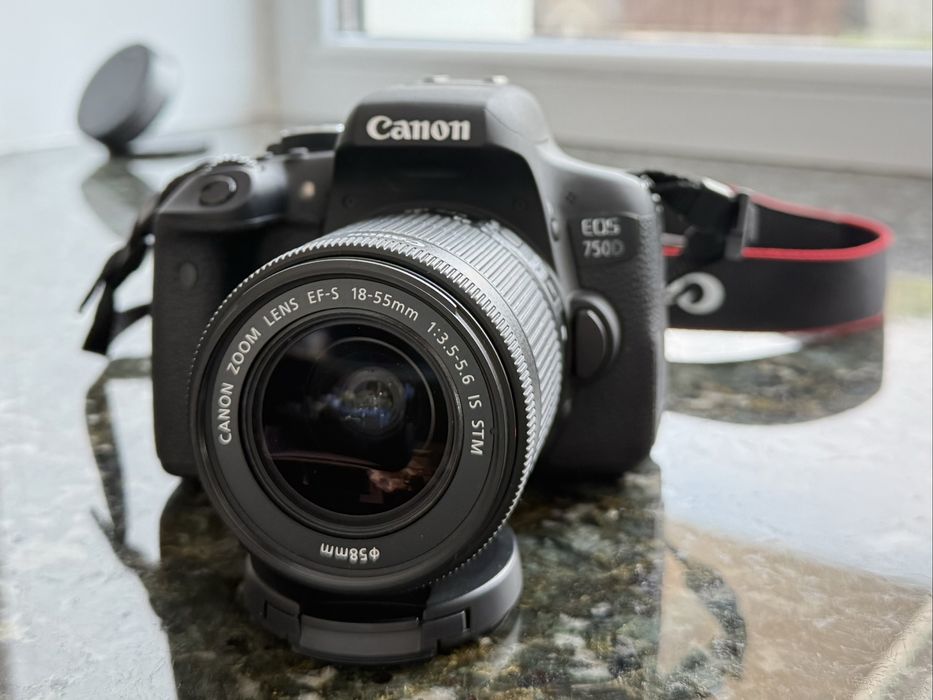 Фотоаппарат Canon EOS 750D