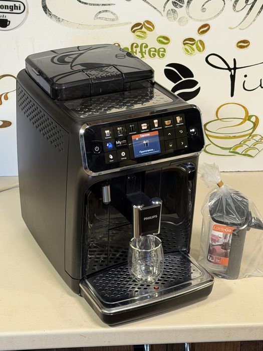 Кафемашина кафе автомат Philips EP5441 с гаранция