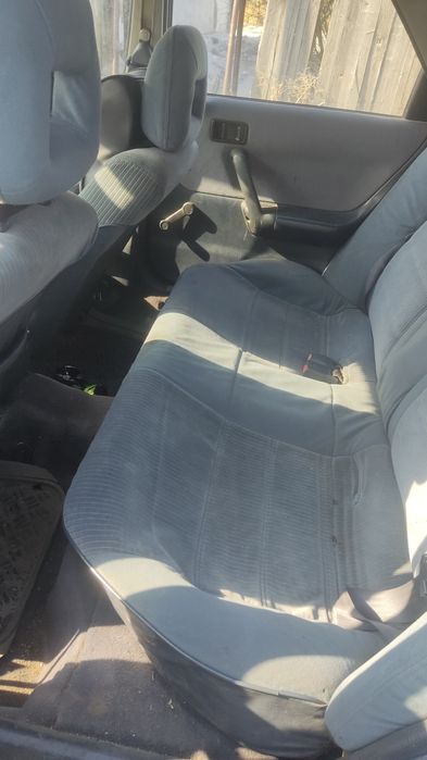 Продам mazda 323