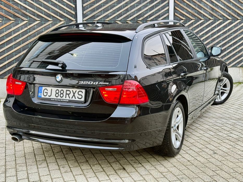 BMW 3 Series 2009 — imagine 5