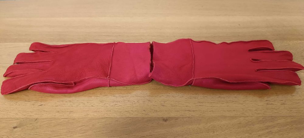 Кожени Ръкавици-Дамски