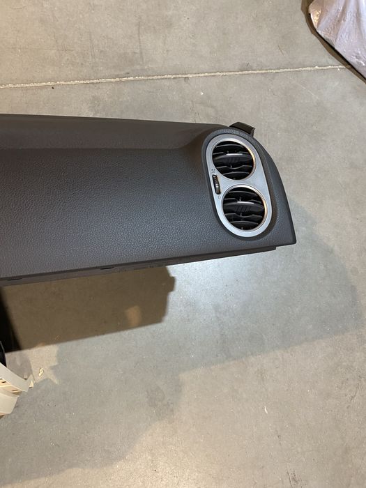 Plansa bord vw golf 5 plus