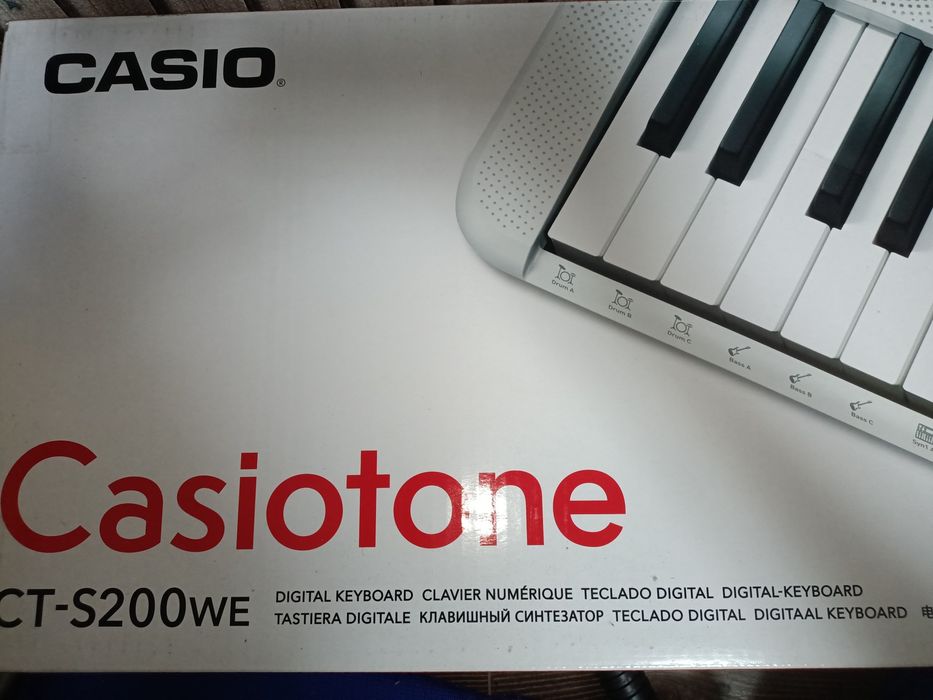 Синтезатор CASIO