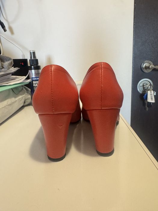Pantofi piele naturala rosu corai