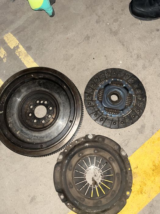 Запчасти на М102