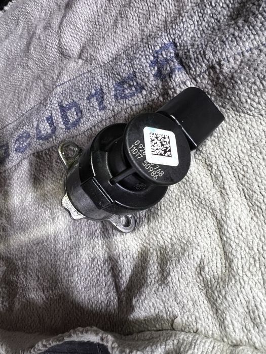 Regulator presiune pompa de inalte 2.0 TDI Euro 5