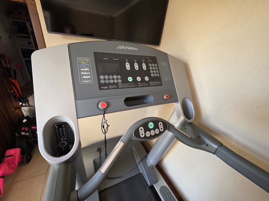 Banda de alergat Life Fitness 95Ti (profesionala)