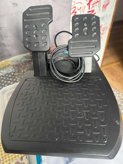 Volan Thrustmaster Ferrari 458 Spider Racing Wheel