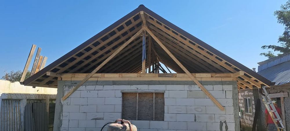 Executam acoperișuri reparații de urgenta orice fel de lucrări