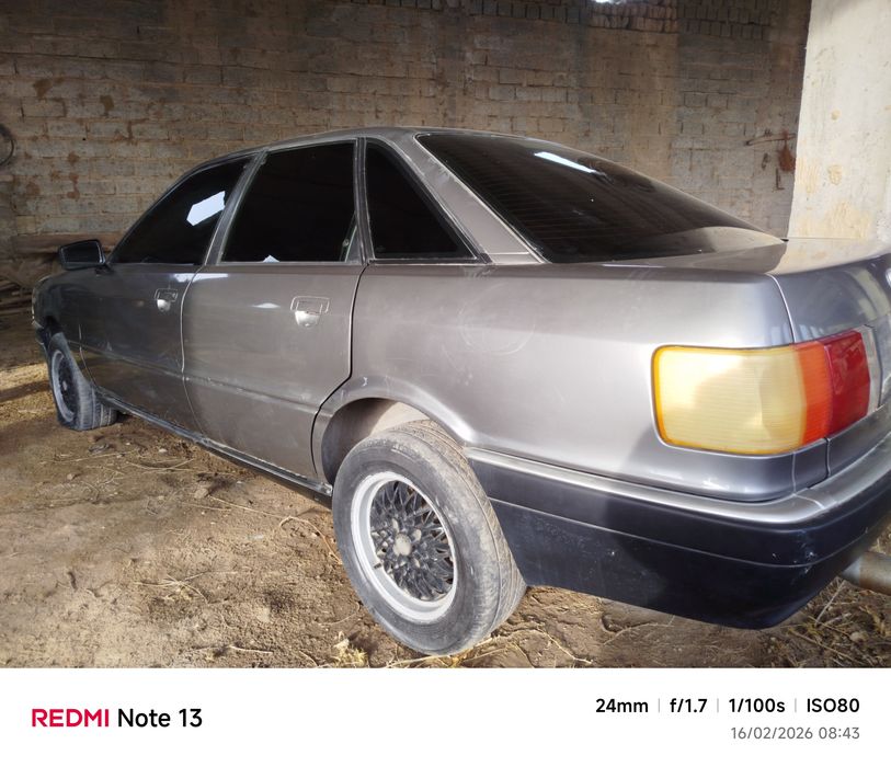Audi 80 b3 sotiladi 1990 avtomatik uzatma
