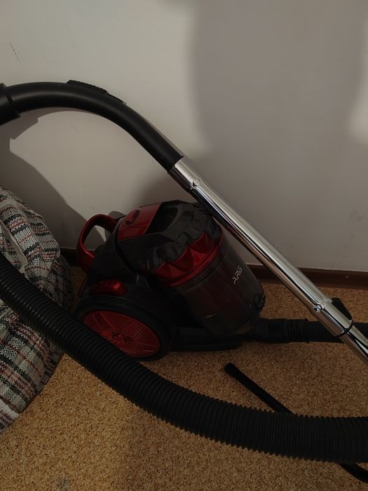 Продам пылесос ARG