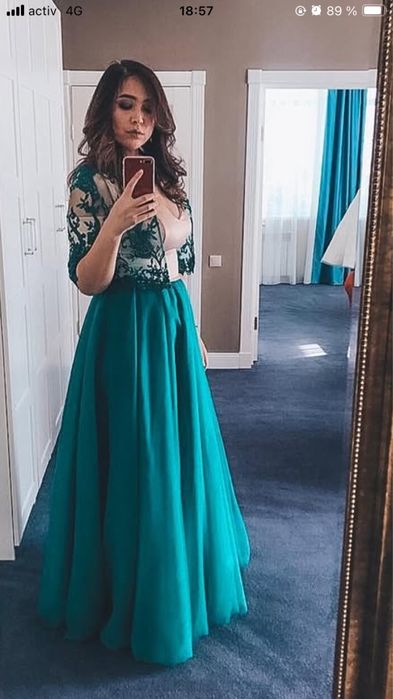 Продам вечерняя платье