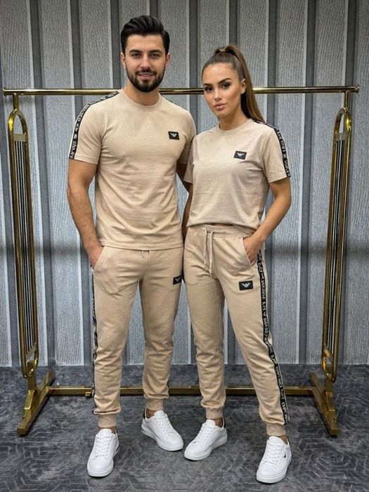 Compleu adulți Armani